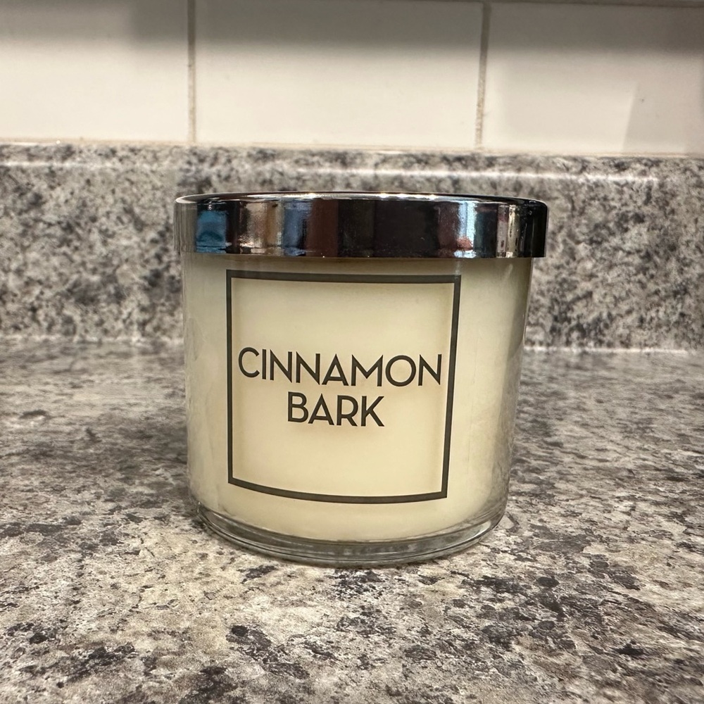 NEW NOS Bath & Body Works CINNAMON BARK Single Wick Candle 4oz Jar